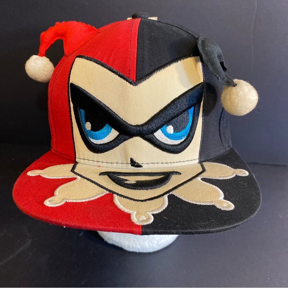 DC Comics HARLEY QUINN Batman Villain Cartoon Hat Cap Snapback Flat‎ Bill NWT
